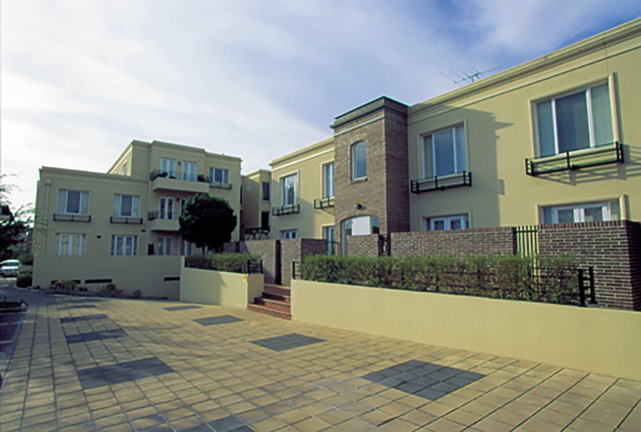 Cotham Hill Courtyard | Developer - John Sage